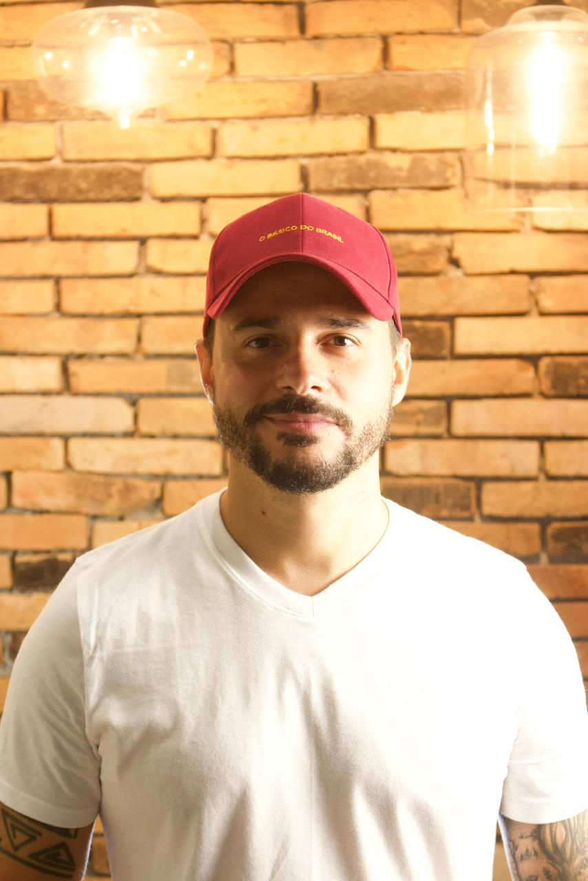 Teacher Carlos Serpa